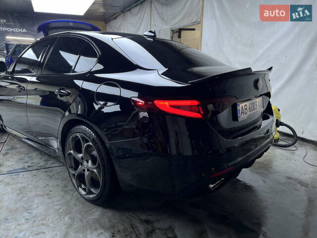 Альфа Ромео Джулия 2018 в Львове на Automoto.ua Черный Альфа Ромео Джулия, объемом двигателя 2 л и пробегом 126 тыс. км за 27500 $, фото 4 на Automoto.ua