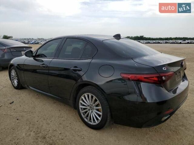 Черный Альфа Ромео Джулия, объемом двигателя 2 л и пробегом 128 тыс. км за 4200 $, фото 3 на Automoto.ua