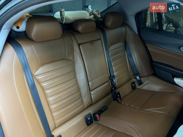 Альфа Ромео Джулия 2018 в Львове на Automoto.ua Черный Альфа Ромео Джулия, объемом двигателя 2 л и пробегом 126 тыс. км за 27500 $, фото 34 на Automoto.ua