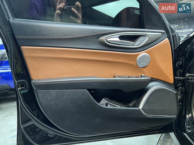 Альфа Ромео Джулия 2018 в Львове на Automoto.ua Черный Альфа Ромео Джулия, объемом двигателя 2 л и пробегом 126 тыс. км за 27500 $, фото 24 на Automoto.ua