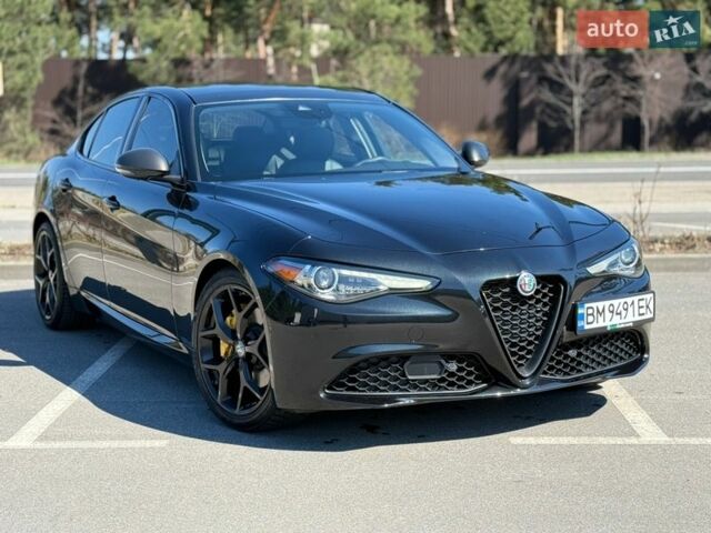 Чорний Альфа Ромео Джулія, об'ємом двигуна 2 л та пробігом 67 тис. км за 19990 $, фото 15 на Automoto.ua