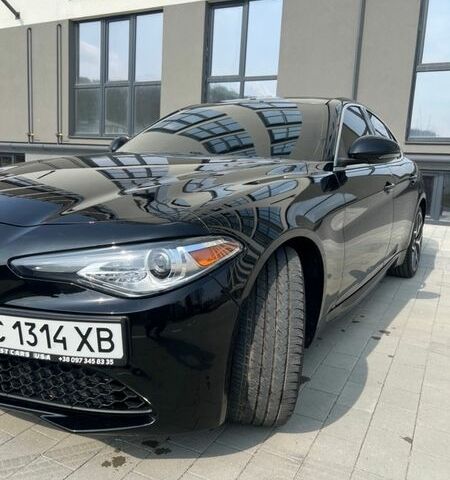 Чорний Альфа Ромео Джулія, об'ємом двигуна 2 л та пробігом 179 тис. км за 16800 $, фото 6 на Automoto.ua