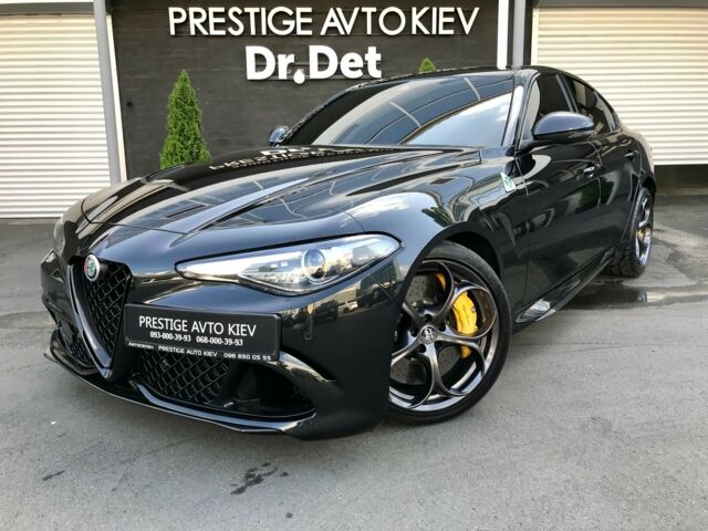 Черный Альфа Ромео Джулия, объемом двигателя 3 л и пробегом 7 тыс. км за 69900 $, фото 13 на Automoto.ua