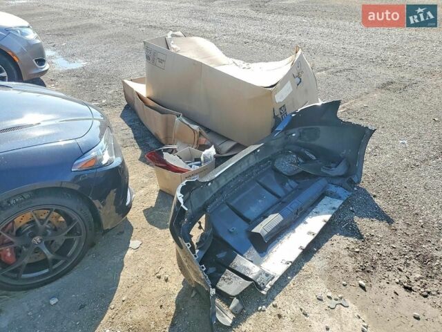 Чорний Альфа Ромео Джулія, об'ємом двигуна 2.89 л та пробігом 97 тис. км за 15000 $, фото 11 на Automoto.ua