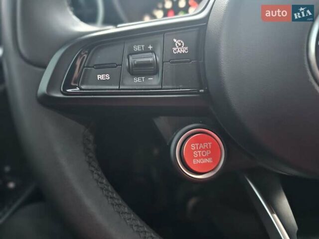 Альфа Ромео Джулия 2020 в Львове на Automoto.ua Черный Альфа Ромео Джулия, объемом двигателя 2 л и пробегом 92 тыс. км за 24400 $, фото 46 на Automoto.ua