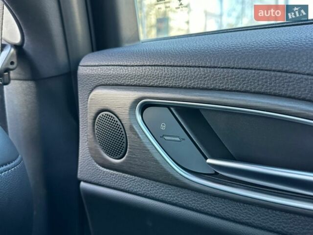 Черный Альфа Ромео Джулия, объемом двигателя 2 л и пробегом 100 тыс. км за 24999 $, фото 26 на Automoto.ua