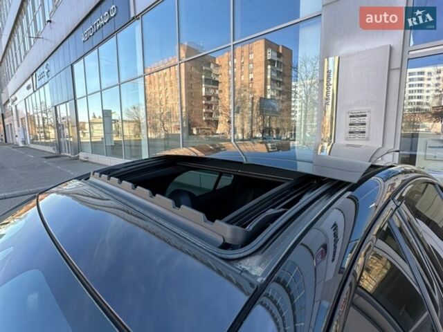 Черный Альфа Ромео Джулия, объемом двигателя 2 л и пробегом 100 тыс. км за 24999 $, фото 13 на Automoto.ua