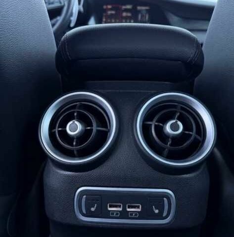 Черный Альфа Ромео Джулия, объемом двигателя 2 л и пробегом 11 тыс. км за 17000 $, фото 21 на Automoto.ua