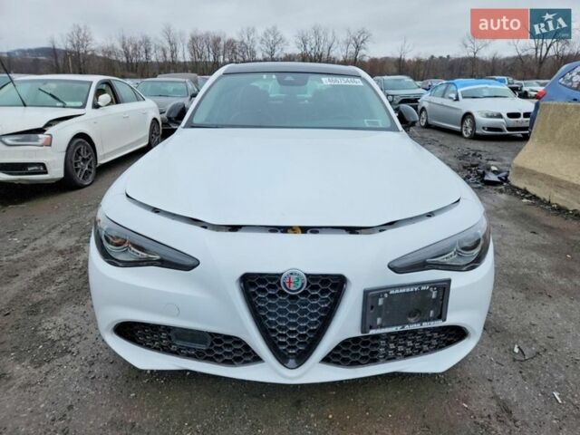 Коричневий Альфа Ромео Джулія, об'ємом двигуна 2 л та пробігом 108 тис. км за 4500 $, фото 4 на Automoto.ua