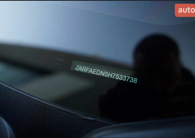 Красный Альфа Ромео Джулия, объемом двигателя 2 л и пробегом 145 тыс. км за 19700 $, фото 32 на Automoto.ua