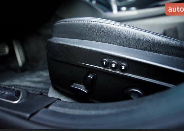 Красный Альфа Ромео Джулия, объемом двигателя 2 л и пробегом 145 тыс. км за 19700 $, фото 29 на Automoto.ua