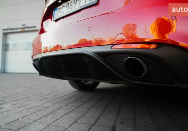 Красный Альфа Ромео Джулия, объемом двигателя 2 л и пробегом 145 тыс. км за 19700 $, фото 10 на Automoto.ua