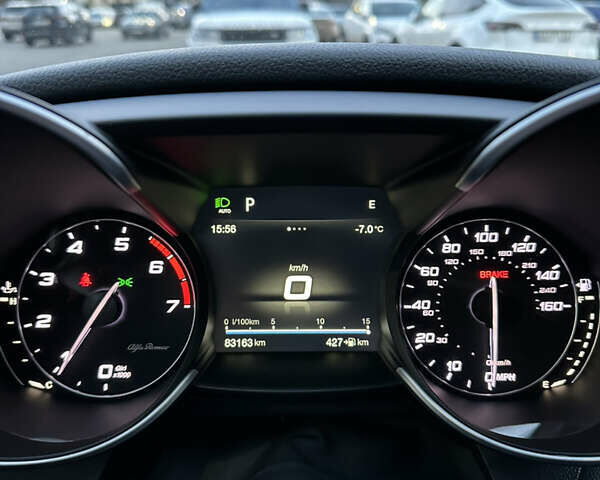 Червоний Альфа Ромео Джулія, об'ємом двигуна 2 л та пробігом 83 тис. км за 18500 $, фото 11 на Automoto.ua