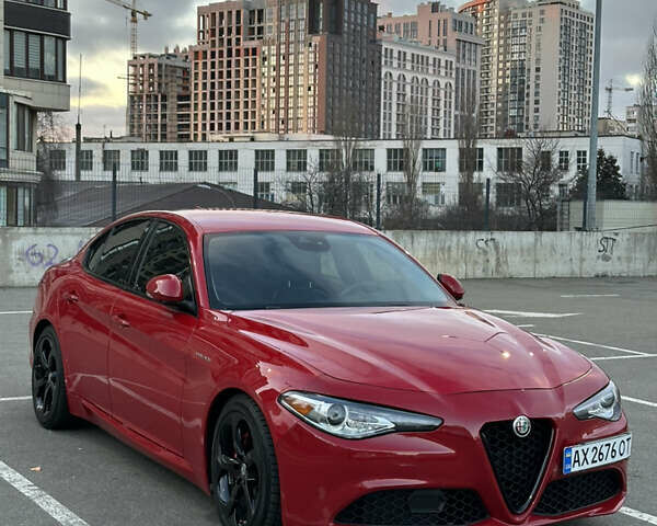 Червоний Альфа Ромео Джулія, об'ємом двигуна 2 л та пробігом 83 тис. км за 18500 $, фото 1 на Automoto.ua