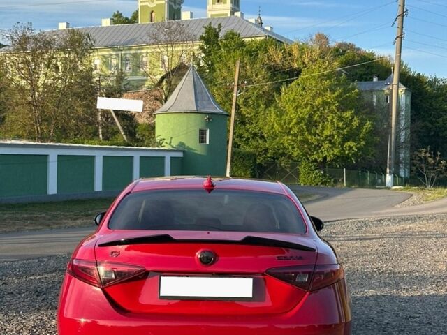 Красный Альфа Ромео Джулия, объемом двигателя 2 л и пробегом 142 тыс. км за 23200 $, фото 8 на Automoto.ua