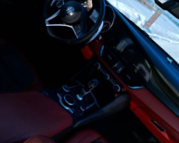 Червоний Альфа Ромео Джулія, об'ємом двигуна 2.14 л та пробігом 270 тис. км за 21500 $, фото 20 на Automoto.ua