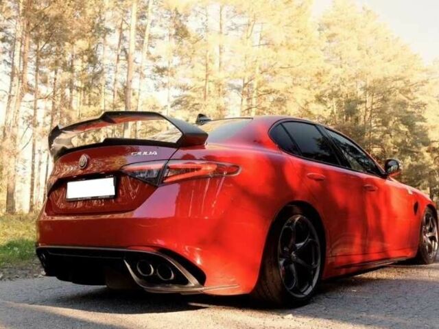 Красный Альфа Ромео Джулия, объемом двигателя 2 л и пробегом 53 тыс. км за 17000 $, фото 5 на Automoto.ua