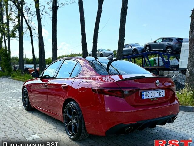 Червоний Альфа Ромео Джулія, об'ємом двигуна 2 л та пробігом 58 тис. км за 26700 $, фото 4 на Automoto.ua