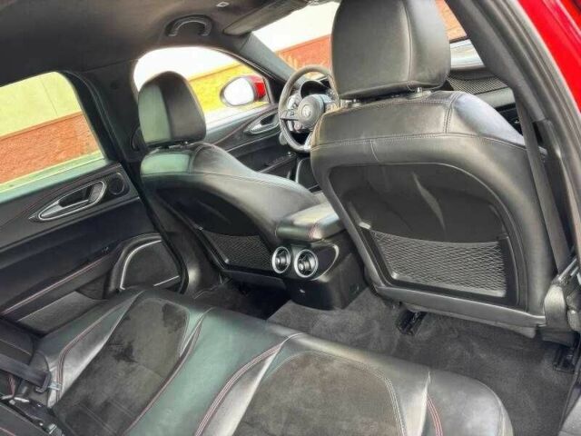 Червоний Альфа Ромео Джулія, об'ємом двигуна 2.9 л та пробігом 88 тис. км за 6300 $, фото 13 на Automoto.ua