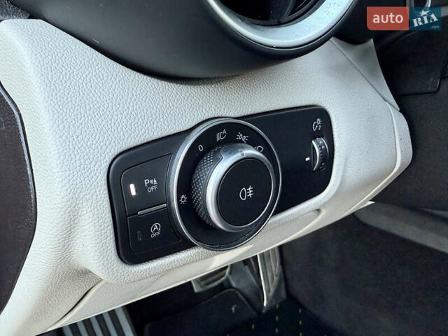 Красный Альфа Ромео Джулия, объемом двигателя 2 л и пробегом 40 тыс. км за 24999 $, фото 19 на Automoto.ua