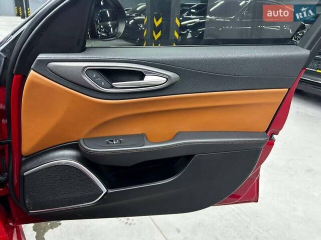 Червоний Альфа Ромео Джулія, об'ємом двигуна 2 л та пробігом 69 тис. км за 22500 $, фото 14 на Automoto.ua