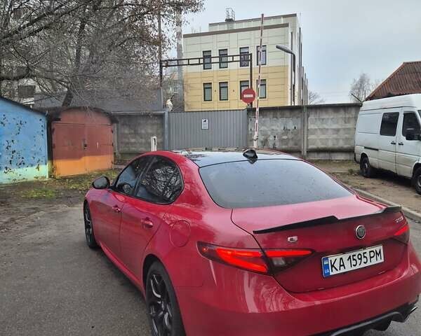 Червоний Альфа Ромео Джулія, об'ємом двигуна 2 л та пробігом 84 тис. км за 25000 $, фото 5 на Automoto.ua