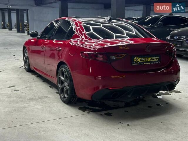 Червоний Альфа Ромео Джулія, об'ємом двигуна 2 л та пробігом 69 тис. км за 22500 $, фото 3 на Automoto.ua