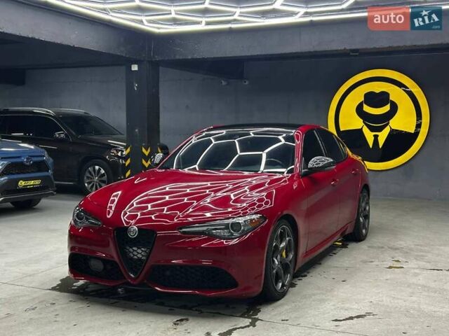 Червоний Альфа Ромео Джулія, об'ємом двигуна 2 л та пробігом 69 тис. км за 22500 $, фото 2 на Automoto.ua