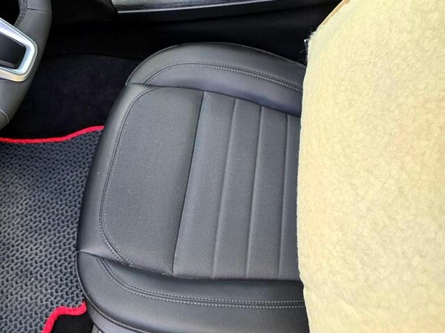 Червоний Альфа Ромео Джулія, об'ємом двигуна 2 л та пробігом 38 тис. км за 27500 $, фото 5 на Automoto.ua