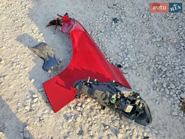 Червоний Альфа Ромео Джулія, об'ємом двигуна 2 л та пробігом 115 тис. км за 5500 $, фото 11 на Automoto.ua