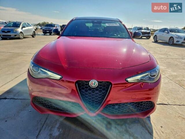 Червоний Альфа Ромео Джулія, об'ємом двигуна 2 л та пробігом 91 тис. км за 6000 $, фото 5 на Automoto.ua