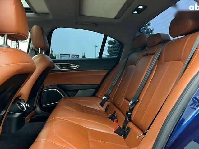 Альфа Ромео Джулия, объемом двигателя 2 л и пробегом 128 тыс. км за 19999 $, фото 15 на Automoto.ua