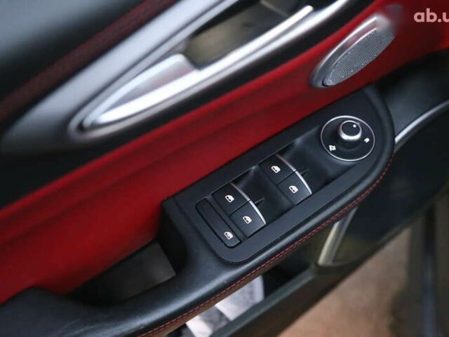 Альфа Ромео Джулия, объемом двигателя 2 л и пробегом 75 тыс. км за 16900 $, фото 16 на Automoto.ua