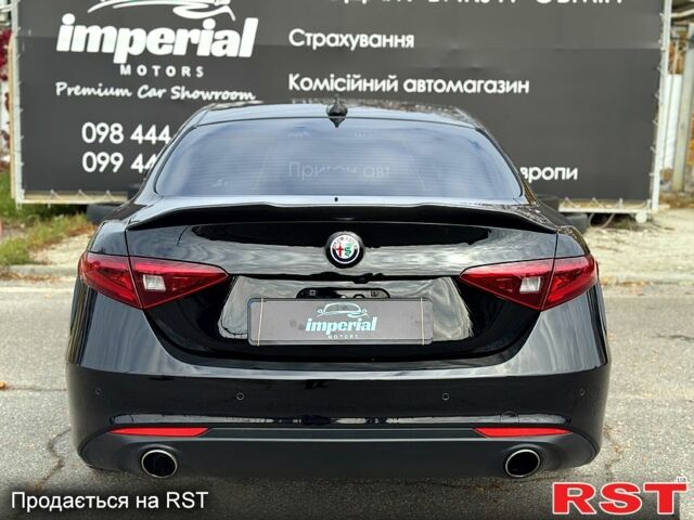 Альфа Ромео Джулия, объемом двигателя 2 л и пробегом 70 тыс. км за 20000 $, фото 6 на Automoto.ua