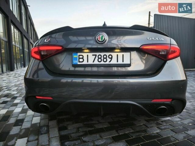 Альфа Ромео Джулия, объемом двигателя 2 л и пробегом 122 тыс. км за 20500 $, фото 6 на Automoto.ua