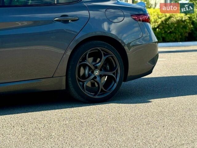 Альфа Ромео Джулия, объемом двигателя 2 л и пробегом 122 тыс. км за 20500 $, фото 42 на Automoto.ua