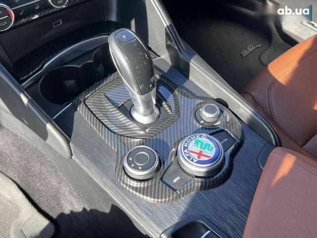 Альфа Ромео Джулия, объемом двигателя 2 л и пробегом 186 тыс. км за 17990 $, фото 24 на Automoto.ua