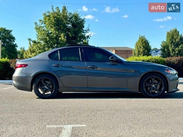 Альфа Ромео Джулия, объемом двигателя 2 л и пробегом 122 тыс. км за 20500 $, фото 39 на Automoto.ua