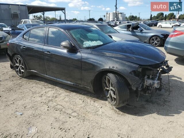 Альфа Ромео Джулия, объемом двигателя 0 л и пробегом 165 тыс. км за 9200 $, фото 3 на Automoto.ua