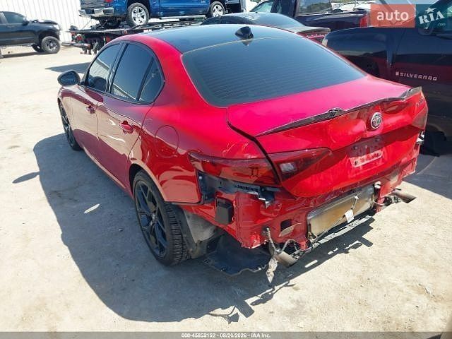 Альфа Ромео Джулія, об'ємом двигуна 2 л та пробігом 36 тис. км за 4200 $, фото 2 на Automoto.ua