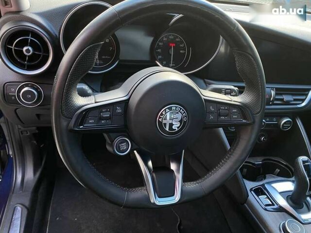 Альфа Ромео Джулія, об'ємом двигуна 2 л та пробігом 32 тис. км за 23800 $, фото 13 на Automoto.ua