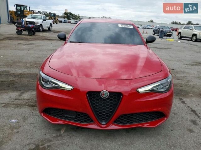 Альфа Ромео Джулия, объемом двигателя 2 л и пробегом 126 тыс. км за 4000 $, фото 1 на Automoto.ua