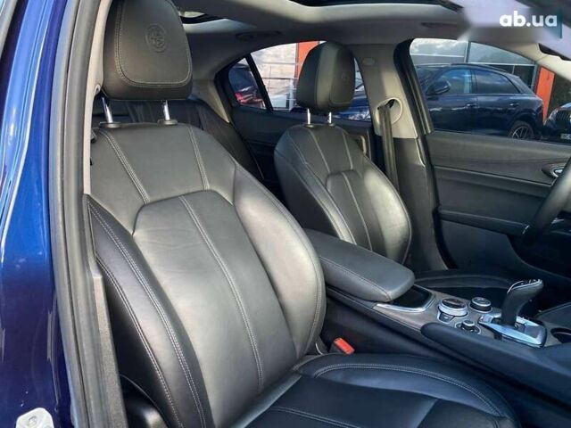 Альфа Ромео Джулія, об'ємом двигуна 2 л та пробігом 32 тис. км за 23800 $, фото 26 на Automoto.ua