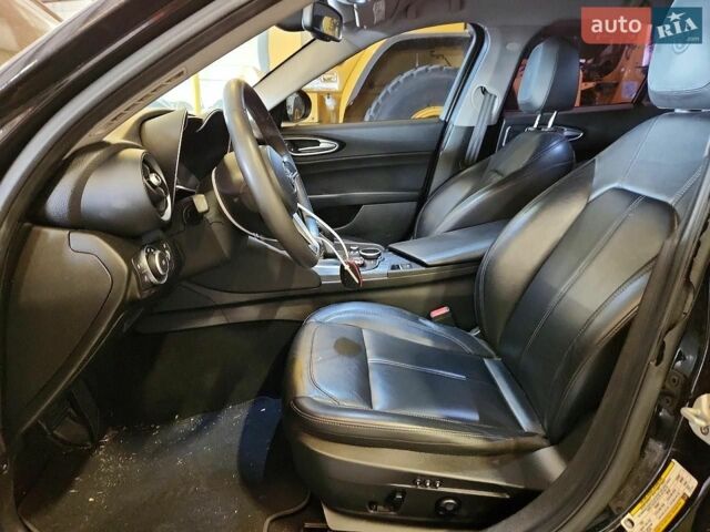 Альфа Ромео Джулия, объемом двигателя 2 л и пробегом 150 тыс. км за 3000 $, фото 6 на Automoto.ua