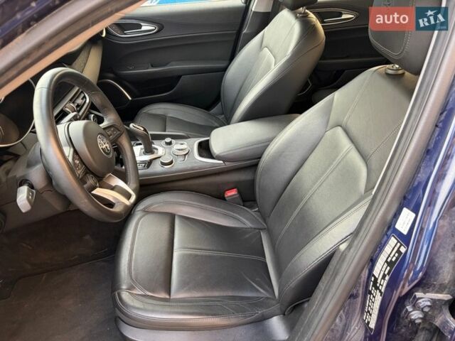 Альфа Ромео Джулія, об'ємом двигуна 2 л та пробігом 56 тис. км за 15000 $, фото 14 на Automoto.ua