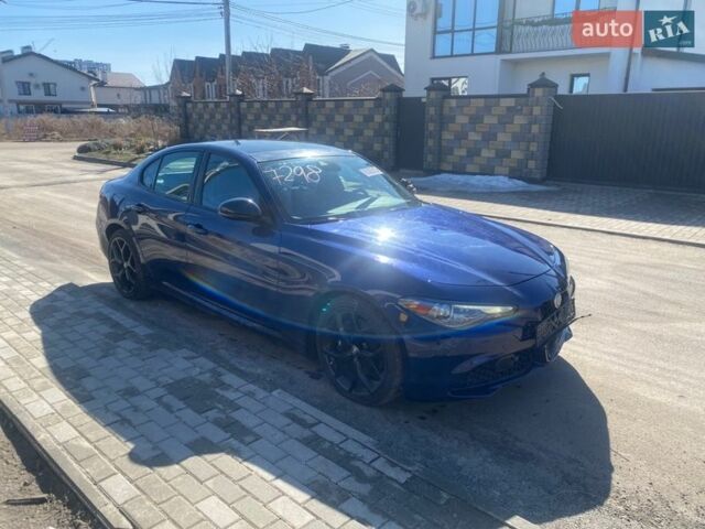 Альфа Ромео Джулія, об'ємом двигуна 2 л та пробігом 56 тис. км за 15000 $, фото 3 на Automoto.ua