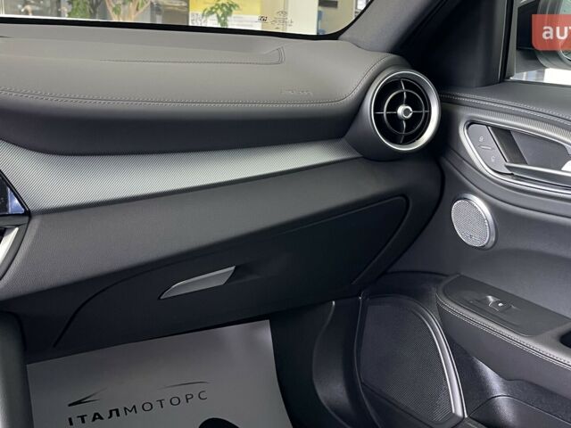 Альфа Ромео Джулія, об'ємом двигуна 2 л та пробігом 0 тис. км за 60879 $, фото 13 на Automoto.ua