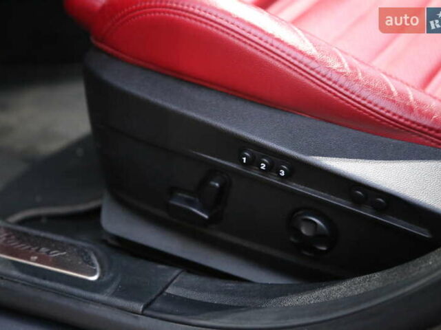 Сірий Альфа Ромео Джулія, об'ємом двигуна 2 л та пробігом 75 тис. км за 17500 $, фото 24 на Automoto.ua