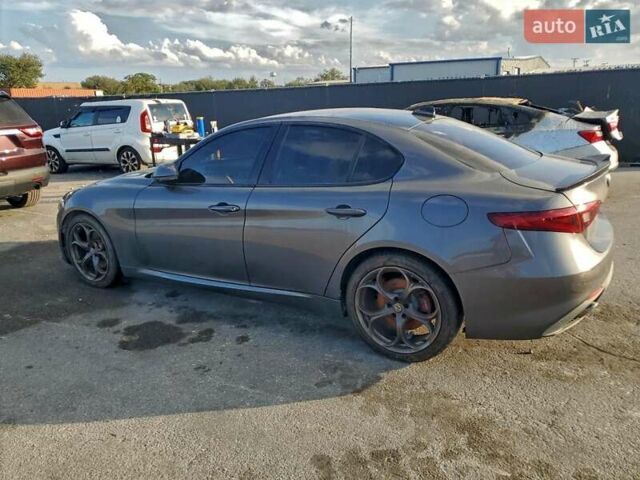 Серый Альфа Ромео Джулия, объемом двигателя 2 л и пробегом 79 тыс. км за 5300 $, фото 1 на Automoto.ua