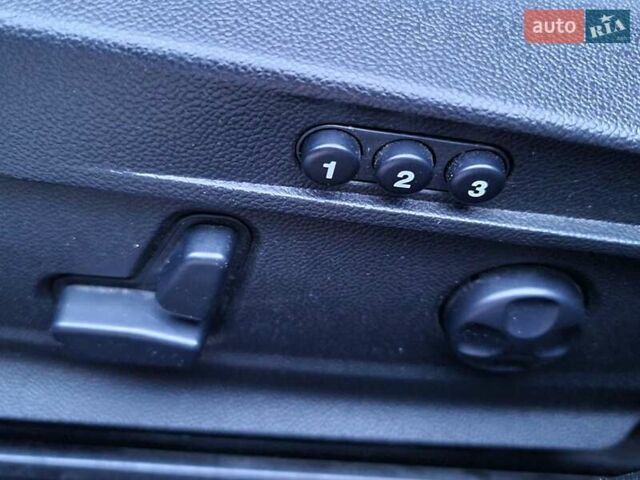 Серый Альфа Ромео Джулия, объемом двигателя 2 л и пробегом 74 тыс. км за 17100 $, фото 21 на Automoto.ua